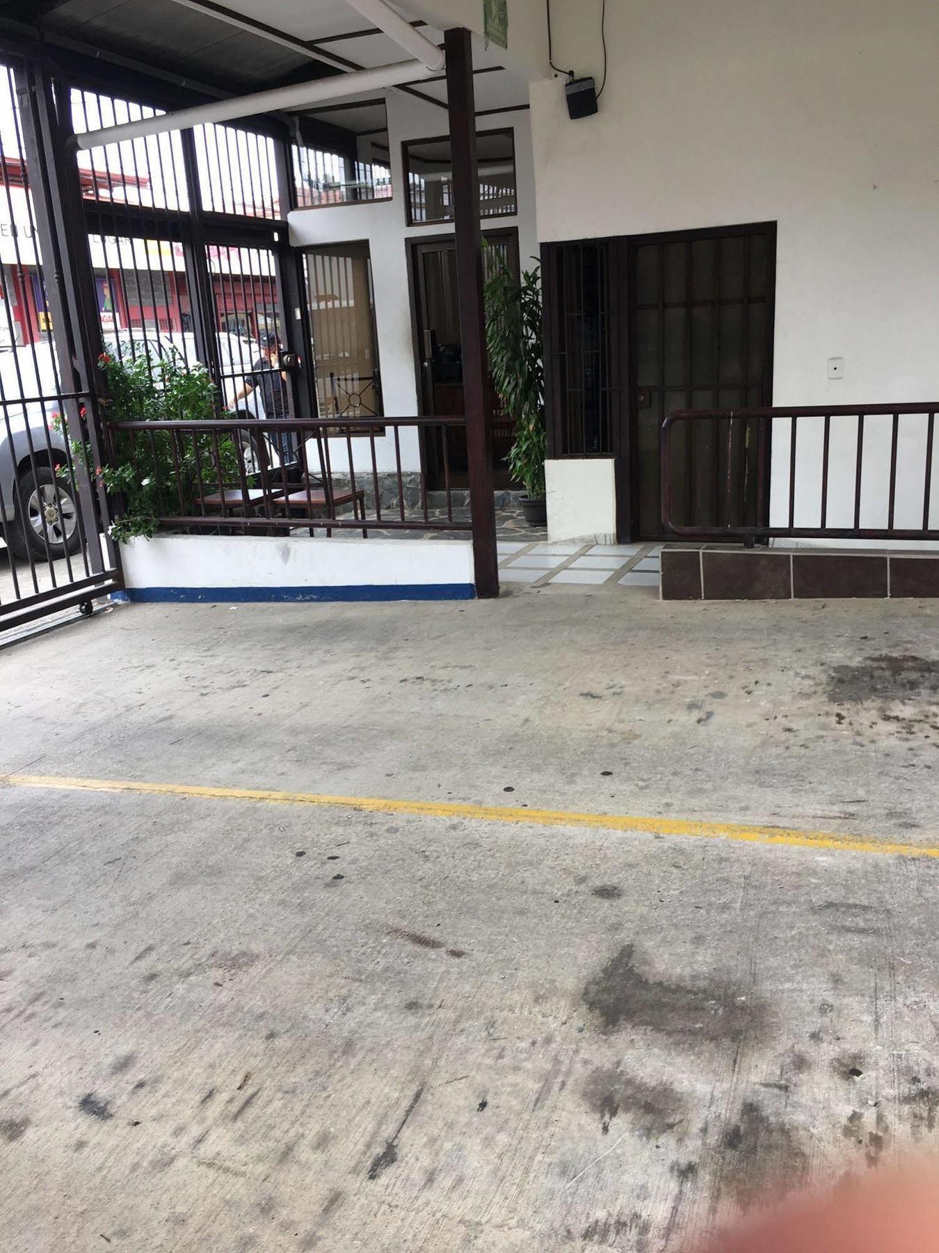 Apartotel Gaviotas Jaco Bagian luar foto